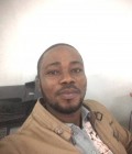 Встретьте Мужчинa : Arnaud, 37 лет до Франция  Abidjan